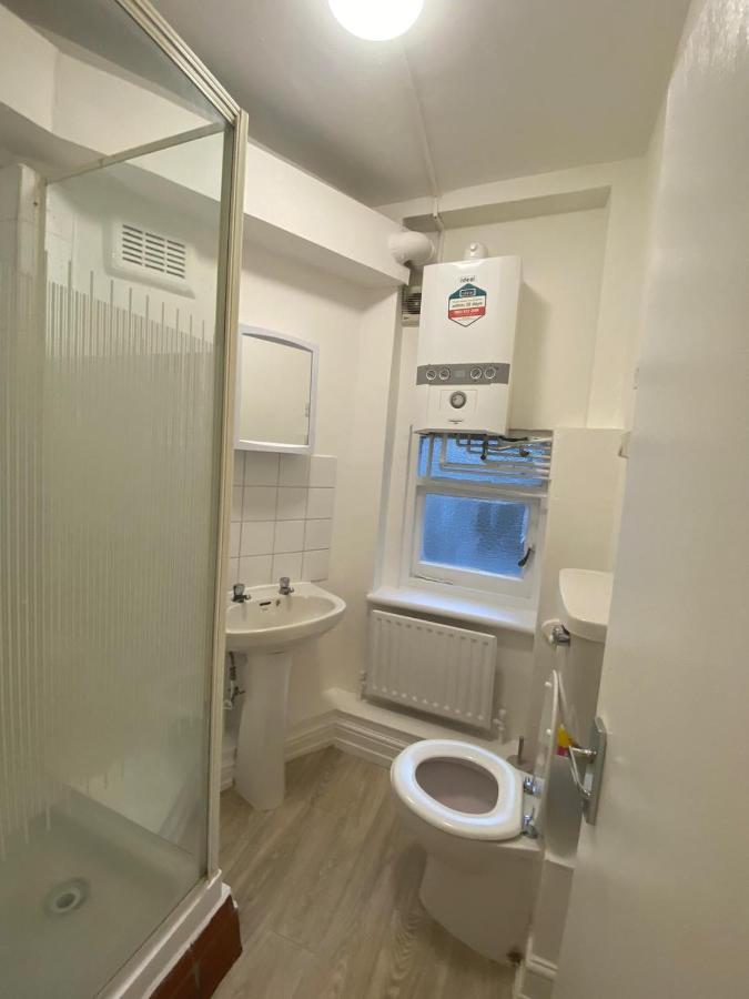 Cosy 1 Bedroom Apartment Londres Extérieur photo