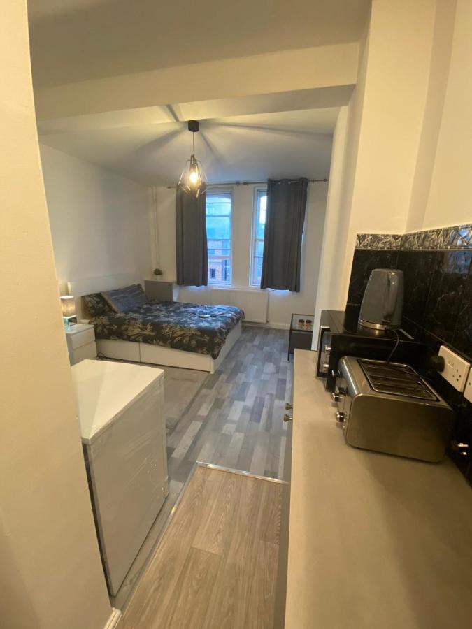 Cosy 1 Bedroom Apartment Londres Extérieur photo